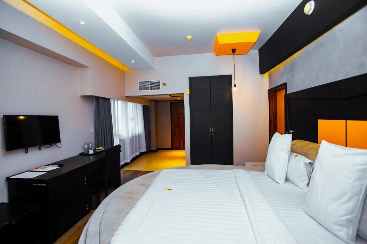 Gold Crest Hotel Mwanza Exterior foto